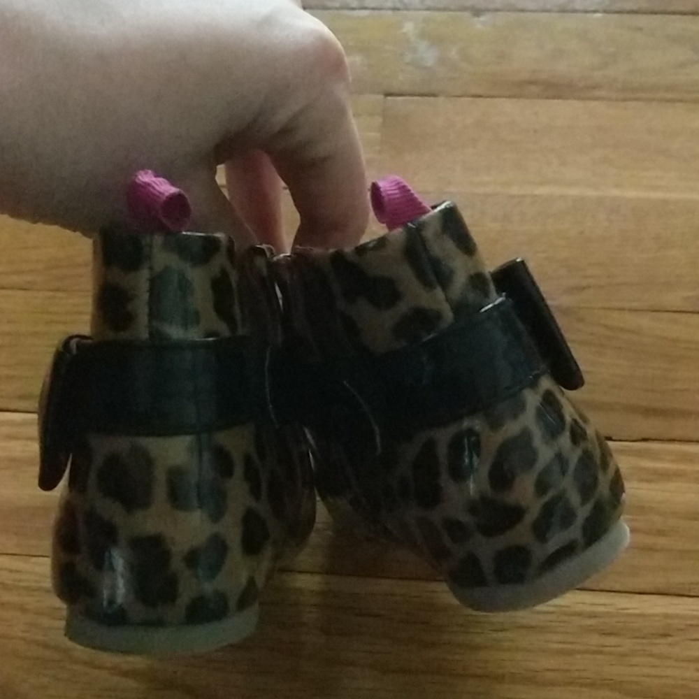 **3 for $10** Koala Kids leopard boots - Picture 4 of 6